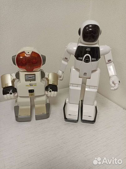 Игрушка робот