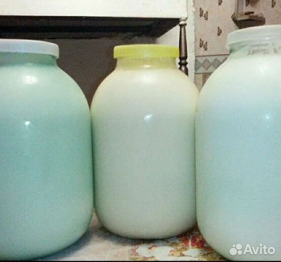 Молоко коровье домашнее