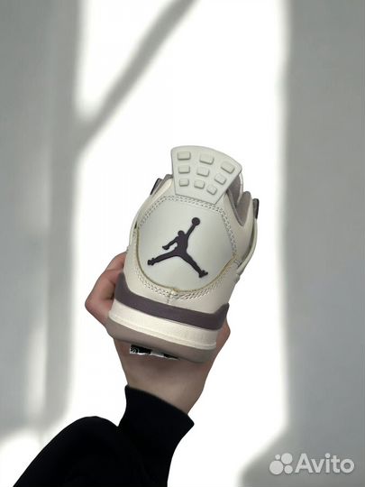 Кроссовки Nike Air Jordan 4