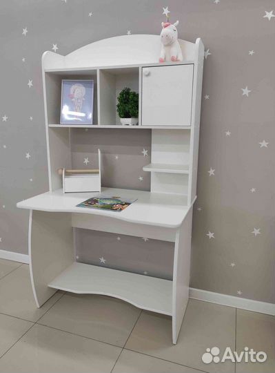 Стол письменный