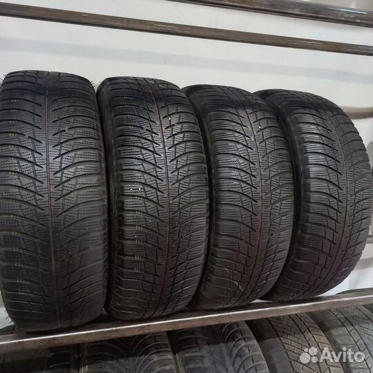 Bridgestone Blizzak LM-001 205/55 R16