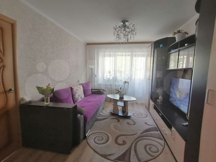 2-к. квартира, 40 м², 3/5 эт.