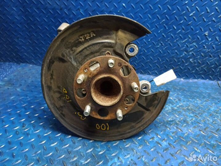 Кулак ступица задний правый Honda Accord 9