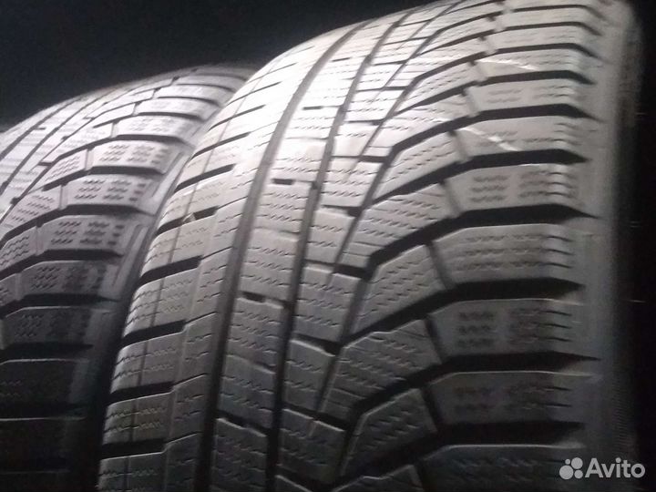 Hankook Winter I'Cept Evo2 W320 225/45 R18 95V
