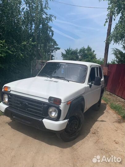 LADA 4x4 (Нива) 1.7 МТ, 1997, 200 000 км