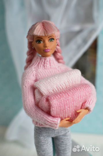 Вязаные свитера для Барби