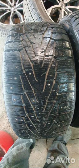 Nokian Tyres Hakkapeliitta 7 265/50 R20 111T