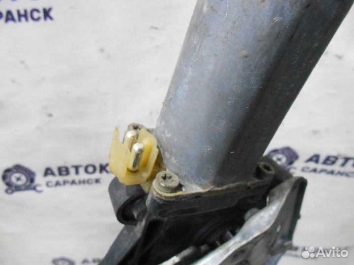 Стеклоподъемник правый Mercedes W210