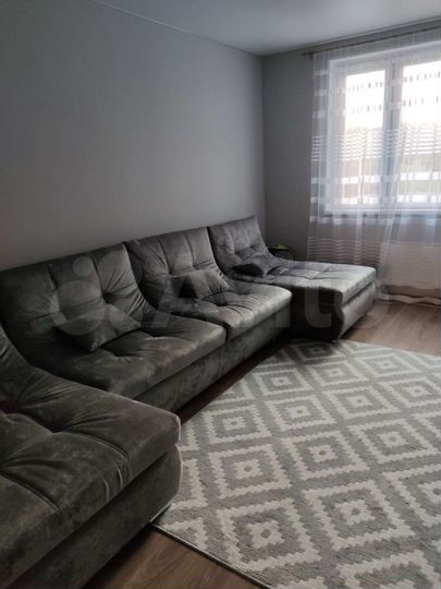 3-к. квартира, 79 м², 7/17 эт.