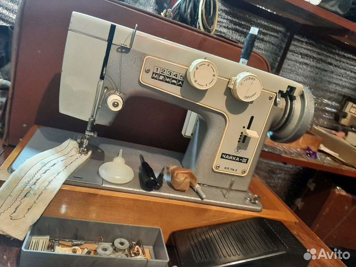 Швейная машина Чайка 3