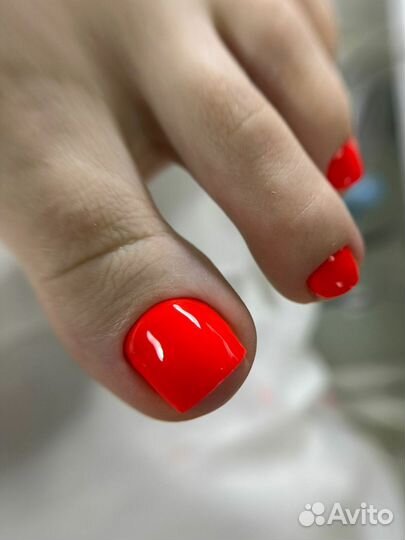 Педикюр,маникюр