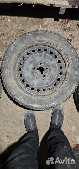 Bridgestone Blizzak WS-60 215/55 R16