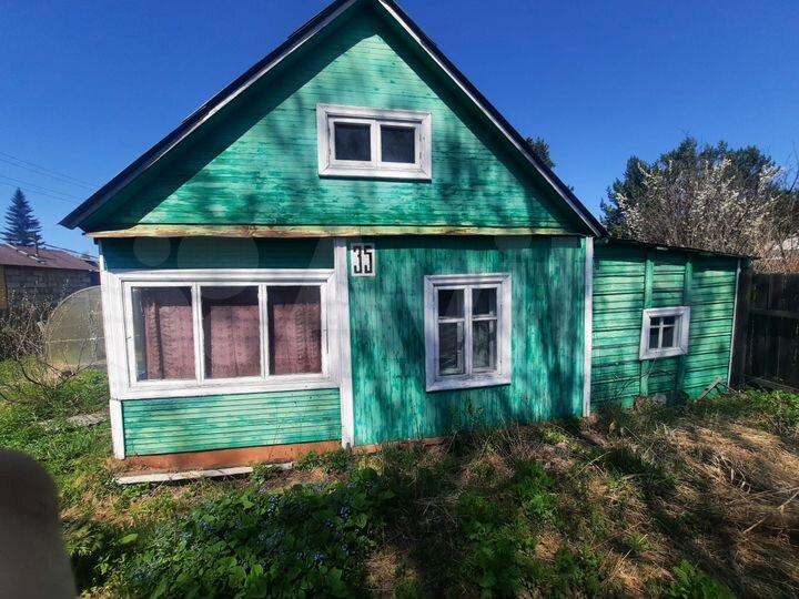 Дача 12 м² на участке 4 сот.