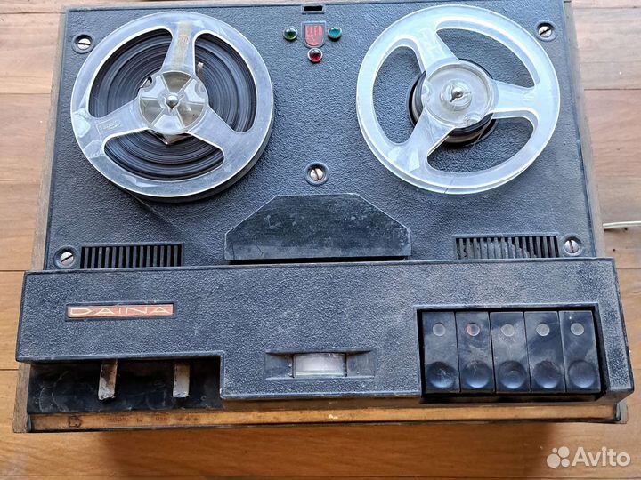 Катушечный магнитофон