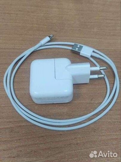 Зарядное устройство Apple