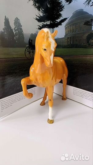 Статуэтка конь Beswick