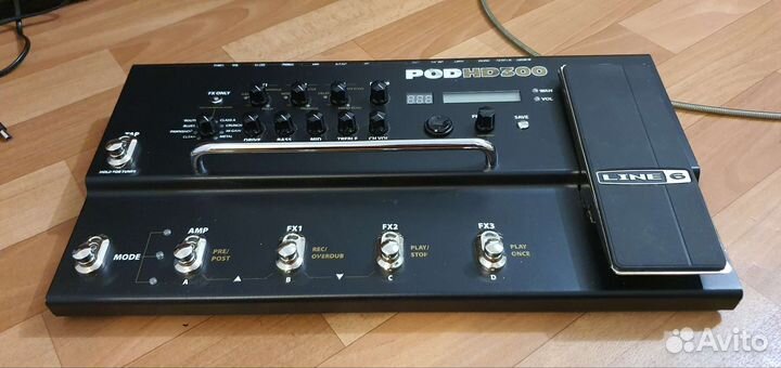 Гитарный процессор line 6 pod hd 300