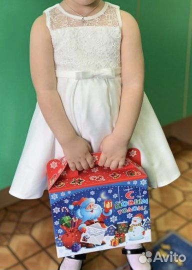 Платье праздничное для девочек