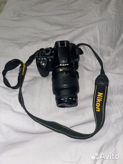 Зеркальный фотоаппарат