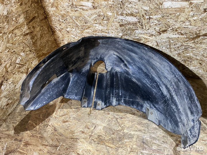 Подкрылок Локер Skoda Fabia 2 07-15