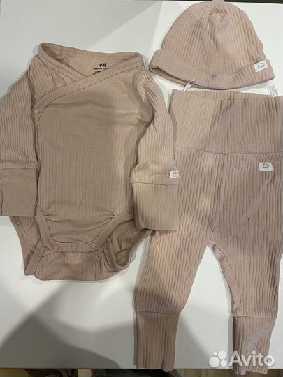 Комплект на выписку для девочки