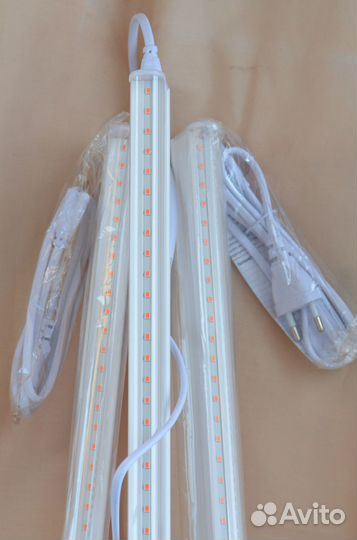 Фитосветильник линейный для растений (розовый)