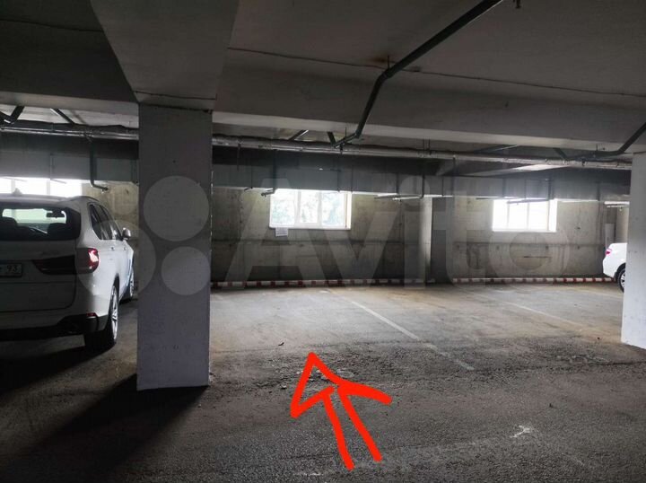 Машиноместо, 18 м²