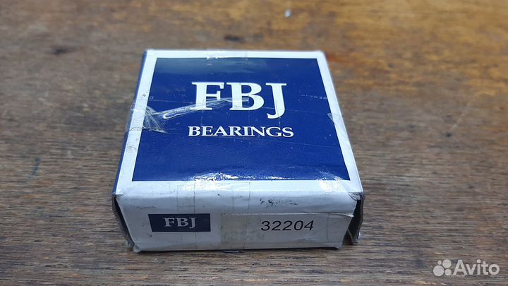 Подшипник 32204