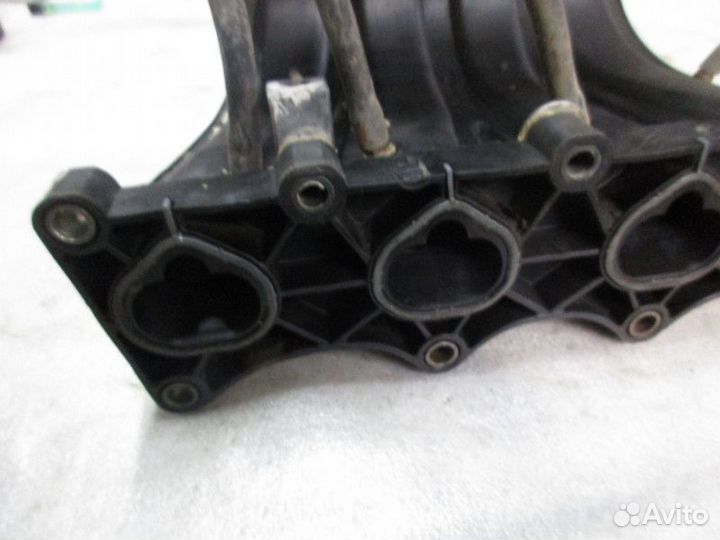 Коллектор впускной Hyundai Accent II (+тагаз) 2000