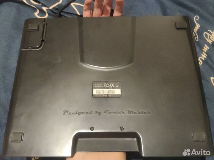 Подставка с охлаждением для ноутбука