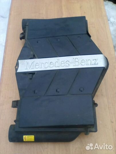 Корпус воздушного фильтра Mercedes Е W211 Мерседес