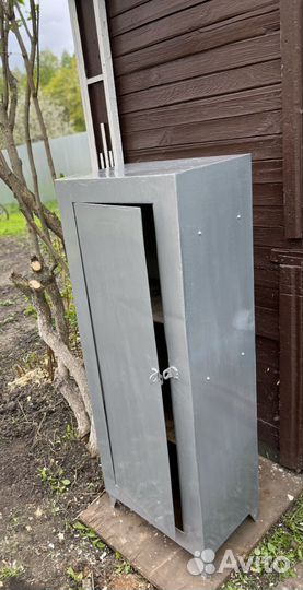 Шкаф металлический сейф