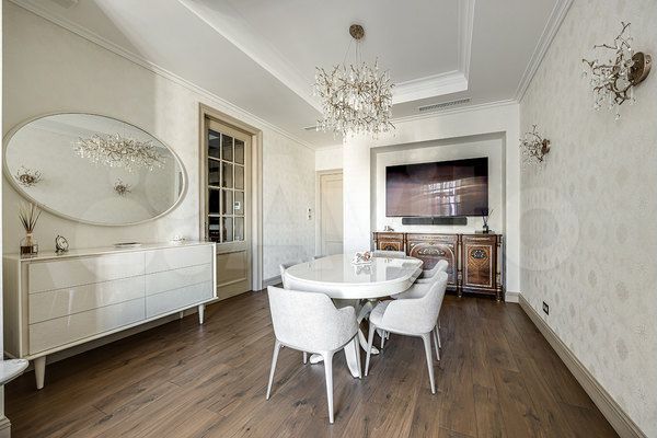6-к. квартира, 280 м², 3/7 эт.