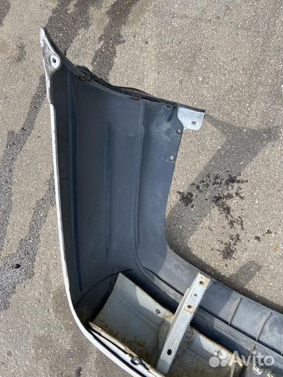 Бампер задний Nissan Presea R10 8502230Y00 белый