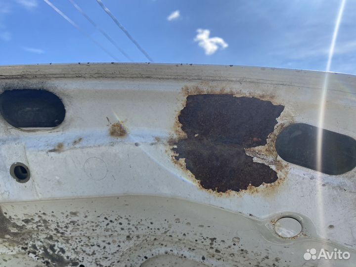 Капот рено логан