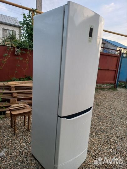 Холодильник lg