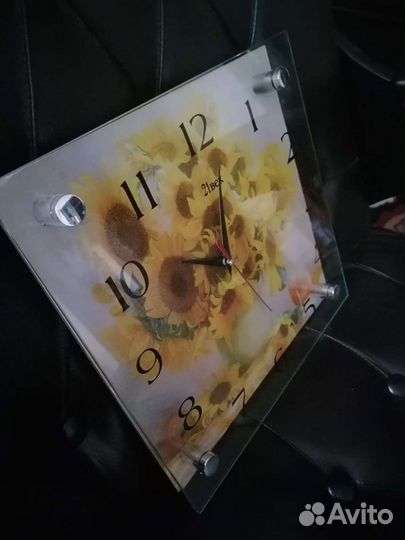 Часы настенные с подсолнухами