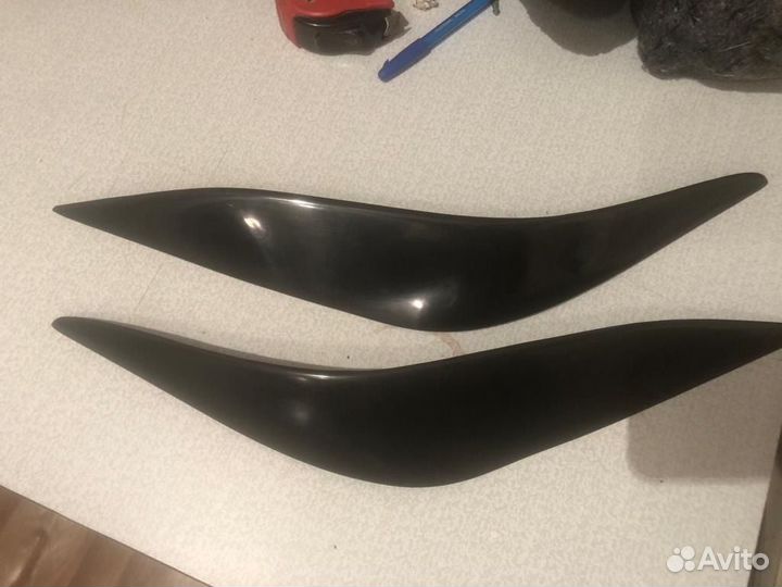 Накладки на фары Toyota Harrier