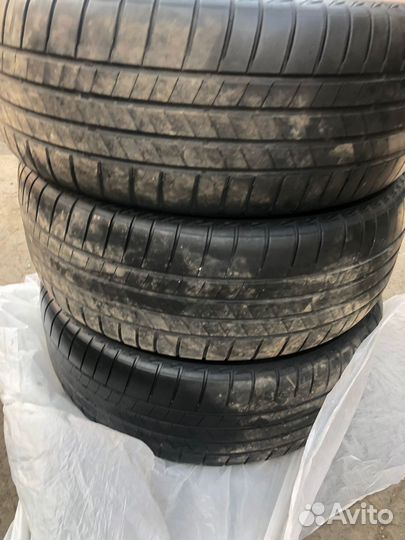 Bridgestone Turanza T005 215/60 R16 95V