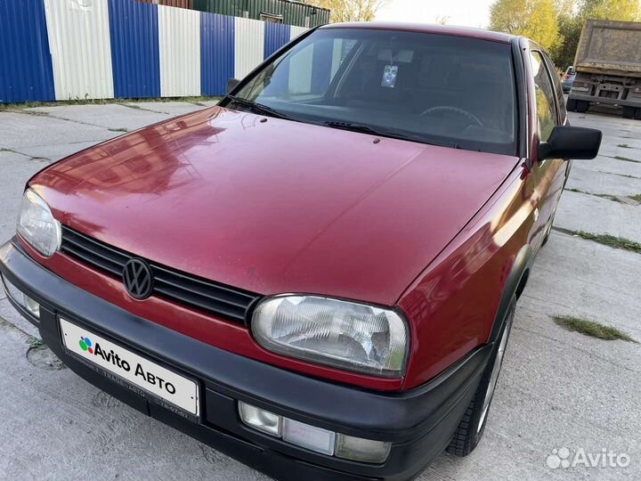 Volkswagen Golf 1.8 AT, 1994, 238 000 км