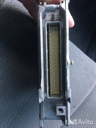 Эбу ваз 2110 8 кл