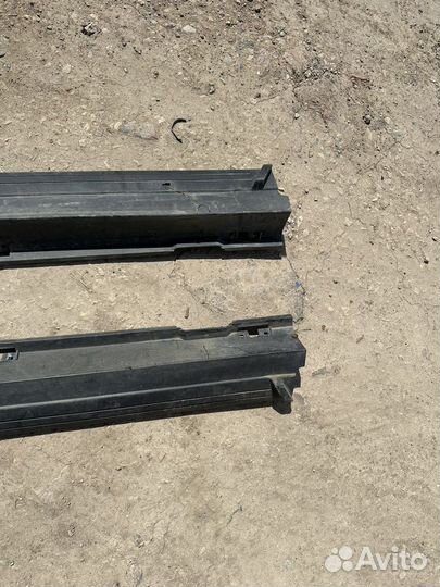 Cadillac srx накладка порога