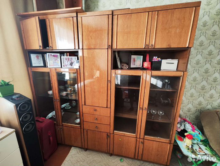 Мебельная стенка бу
