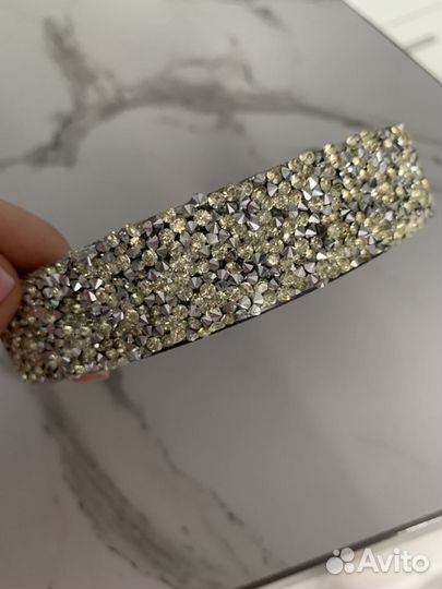 Ободок для волос со стразами