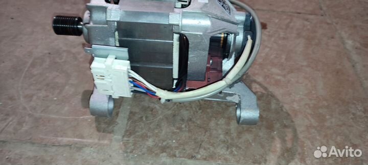 Мотор от стиральной машины indesit