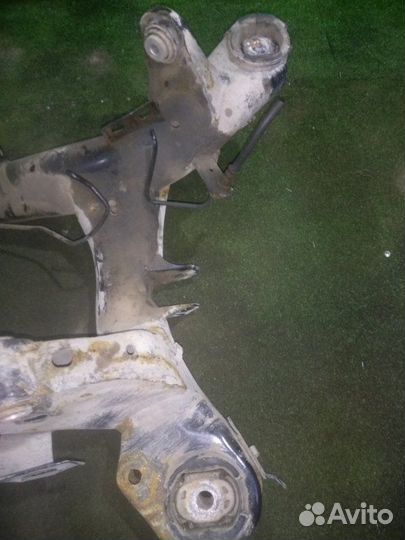 Подрамник задний Bmw 1-Series E87 2010