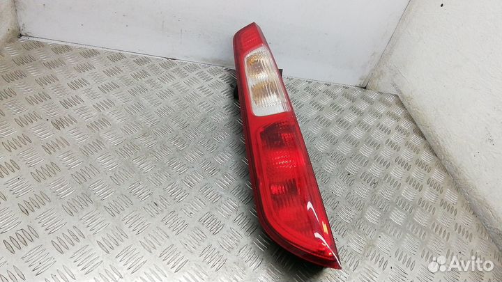 Фонарь задний левый Ford Focus 2 2006 1520769