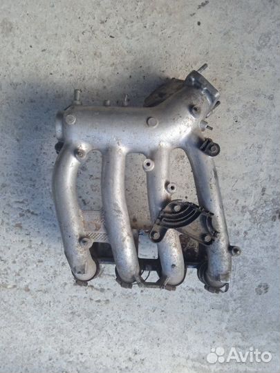 Коллектор впускной Лада 2112 21120 2002