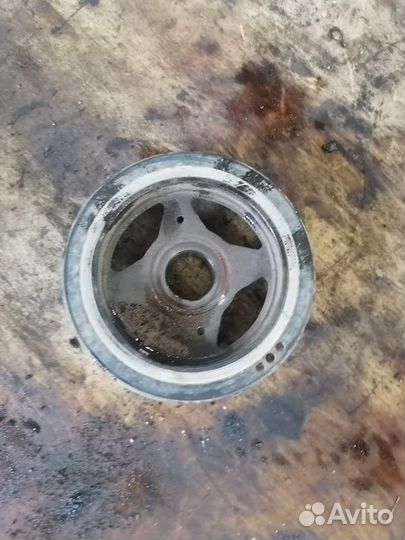 Шкив коленвала Renault Fluence 1 2.0 M4RK751 2010