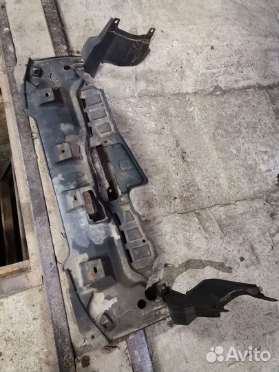 Защита двигателя пластиковая Honda Element